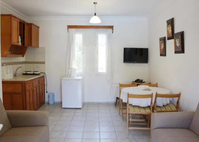 Aparthotel Toloman Bitezpark 3*