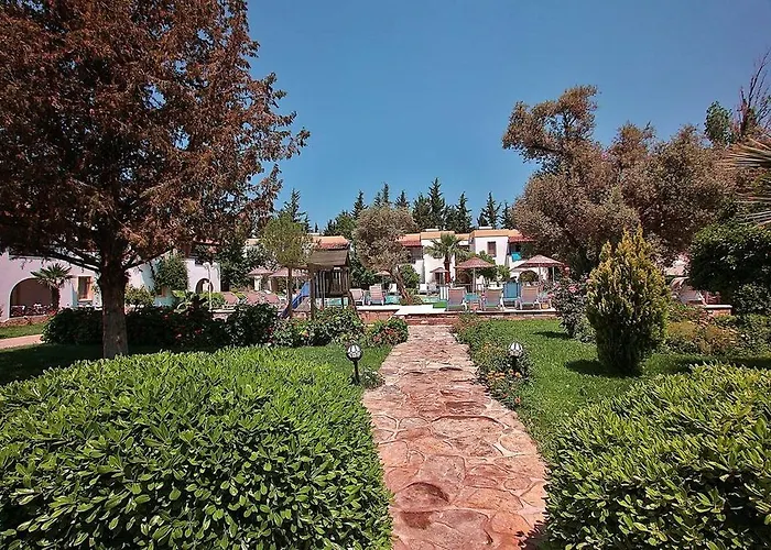 Toloman Bitezpark Aparthotel